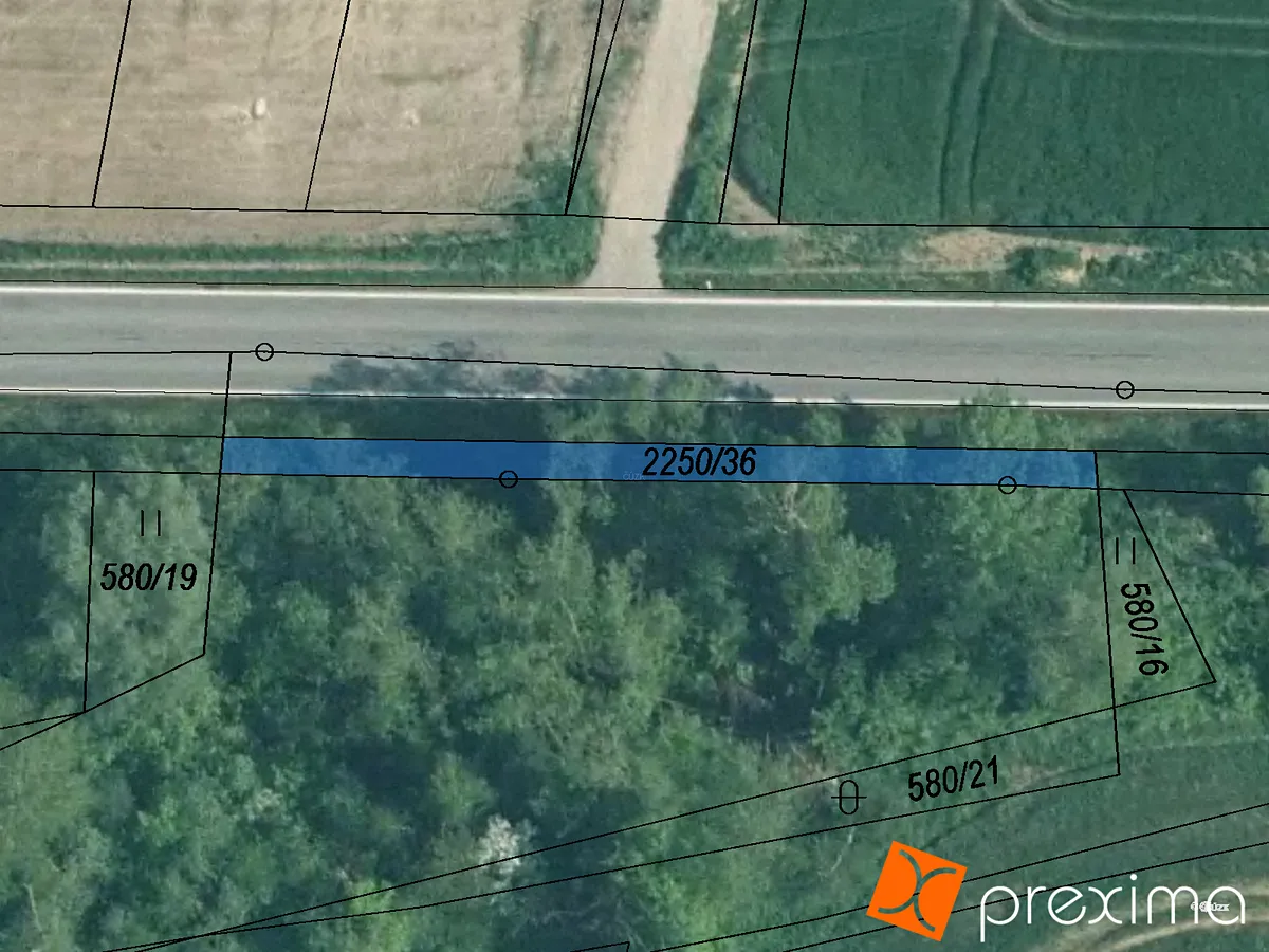 Prodej podílu 1/8 pozemku 383 m²
